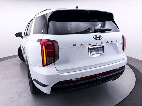 Used 2024 Hyundai Palisade Calligraphy AWD/4WD image 4
