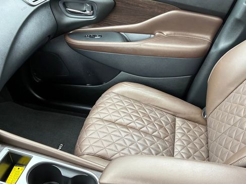 Used 2024 Nissan Murano Platinum w/ Cargo Package image 25