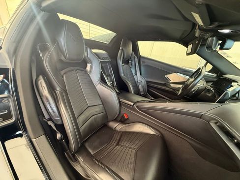 Used 2021 Chevrolet Corvette Stingray Preferred Conv w/ Z51 Performance Package image 21