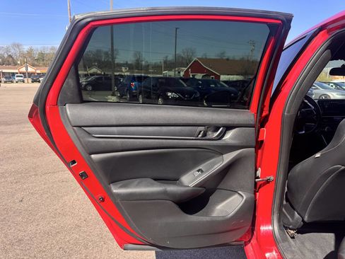 Used 2022 Honda Accord Sport image 17