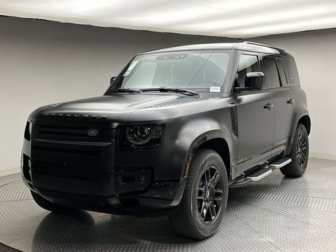Used 2024 Land Rover Defender 110 X image 1