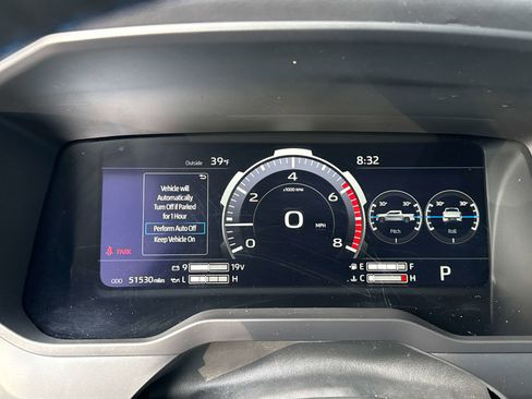 Used 2023 Toyota Tundra Platinum AWD/4WD image 30