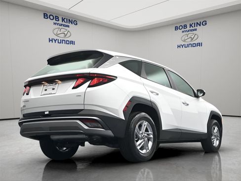 New 2026 Hyundai Tucson SE AWD/4WD image 16