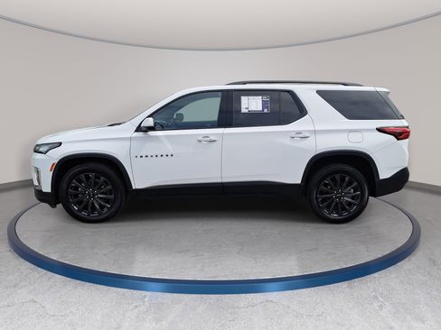 Used 2023 Chevrolet Traverse RS AWD/4WD image 8