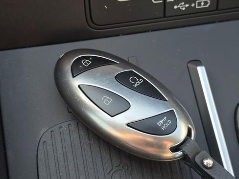 Certified 2025 Hyundai Santa Fe XRT image 25