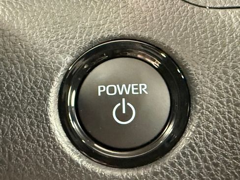 Used 2026 Toyota Camry SE w/ Convenience Package FWD image 22