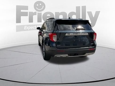 Used 2023 Ford Explorer XLT w/ Equipment Group 202A AWD/4WD image 10