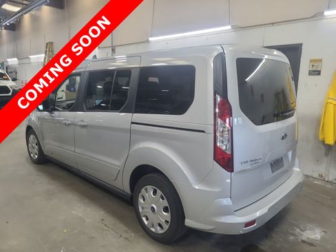 Used 2022 Ford Transit Connect XLT FWD image 3