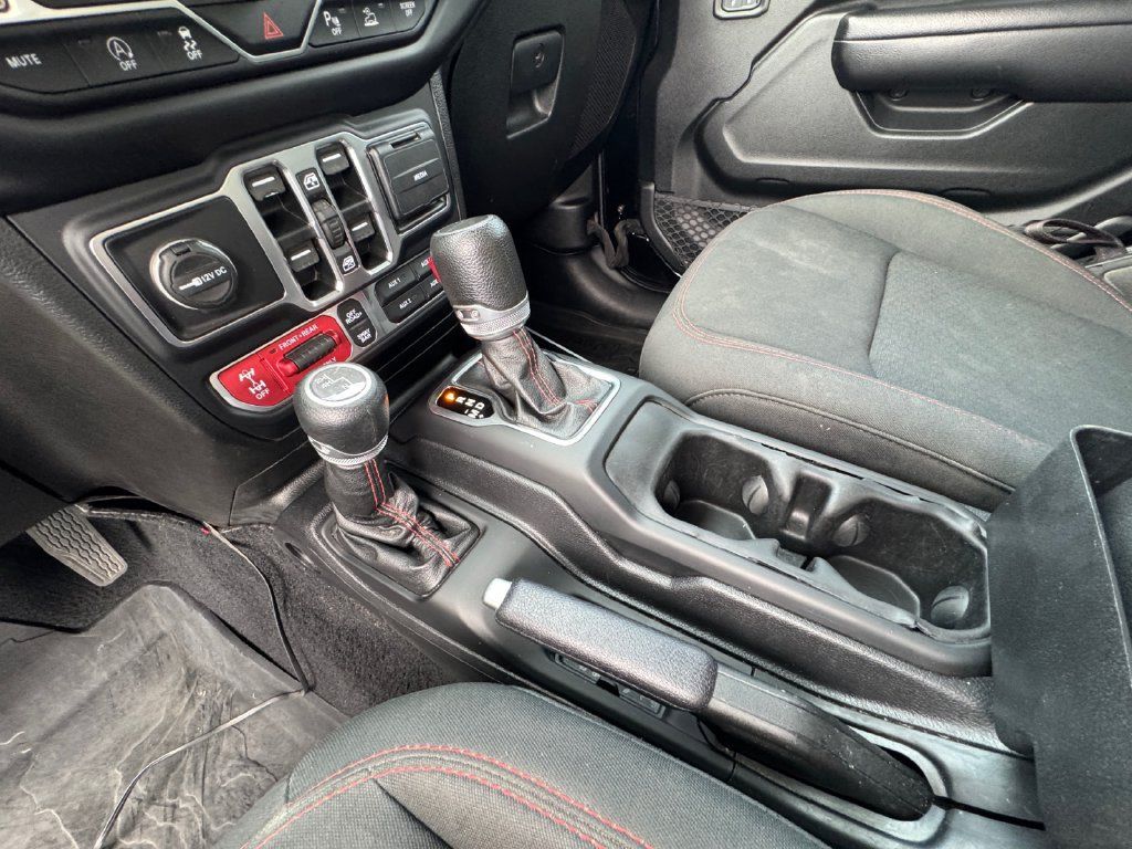 Used 2020 Jeep Gladiator Rubicon w/ Safety Group AWD/4WD image 29