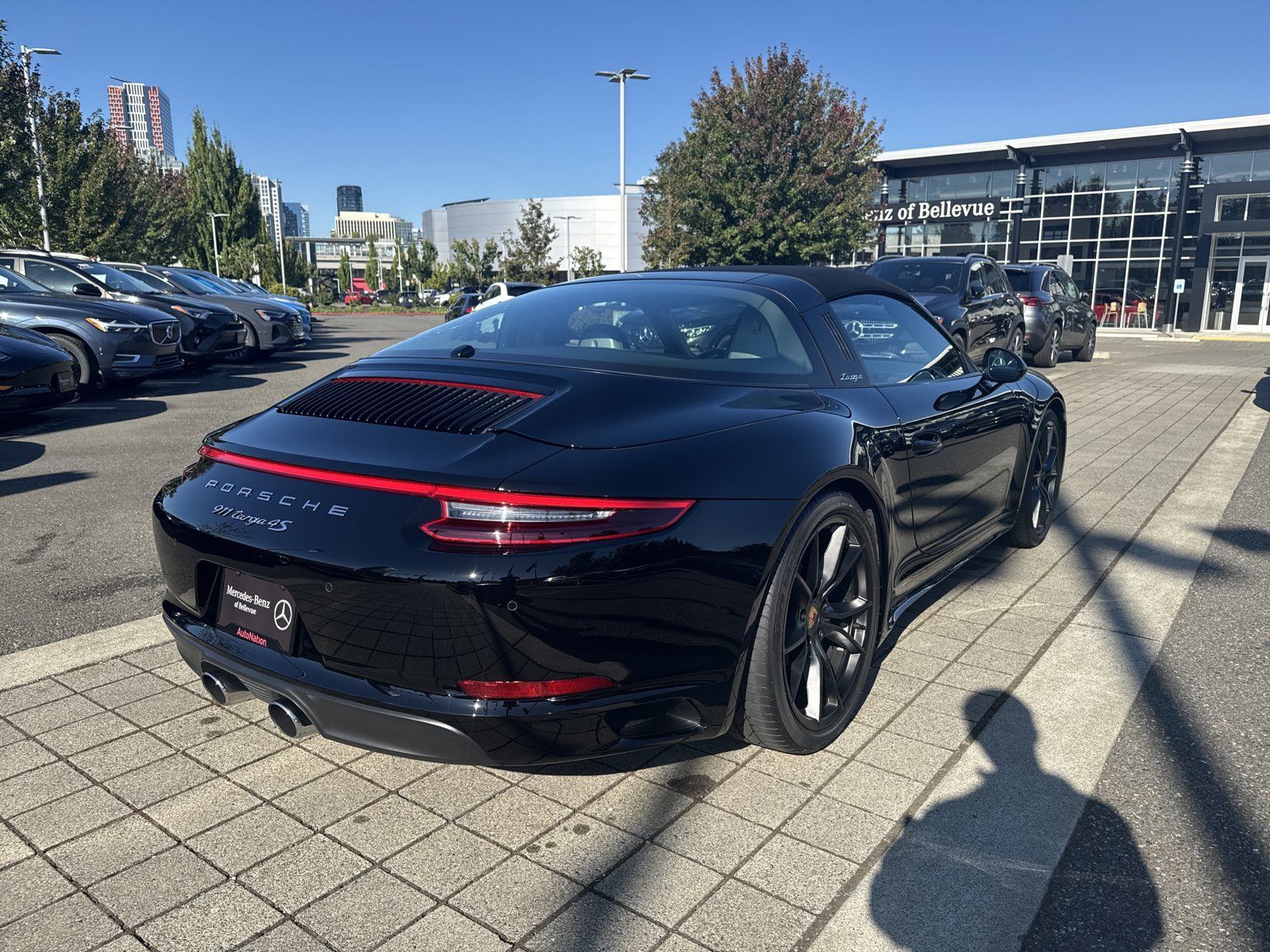 Used 2018 Porsche 911 Targa 4S AWD/4WD image 5
