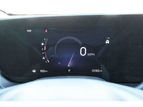 Used 2025 Buick Encore GX Avenir w/ Avenir Technology Package image 16