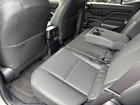 Certified 2025 Toyota 4Runner TRD Off-Road Premium image 21