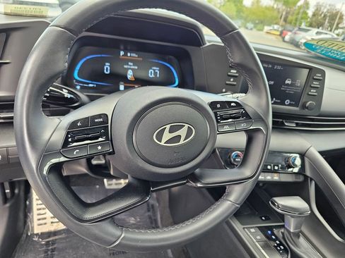 Certified 2025 Hyundai Elantra Sport w/ Cargo Package FWD image 22