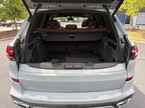 Used 2025 BMW X5 sDrive40i w/ M Sport Package RWD image 49