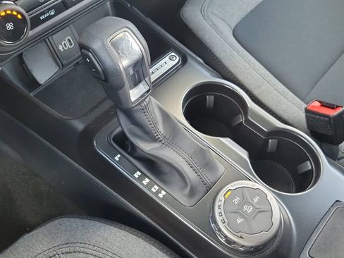 New 2026 Ford Bronco 2-Door AWD/4WD image 28