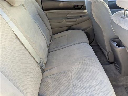 Used 2011 Toyota Tacoma 4x4 Double Cab image 16