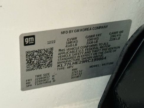 Used 2024 Chevrolet Trax LT FWD image 30