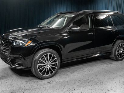 New 2025 Mercedes-Benz GLS 450 4MATIC