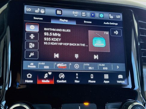 Used 2023 RAM 1500 Big Horn AWD/4WD image 11