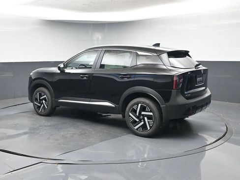 New 2026 Nissan Kicks SV image 8