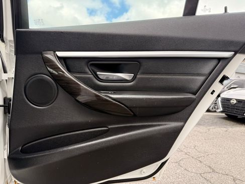 Used 2016 BMW 328i Sedan image 31