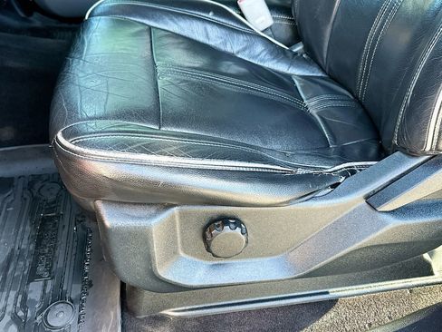 Used 2015 Ford F150 XLT image 9