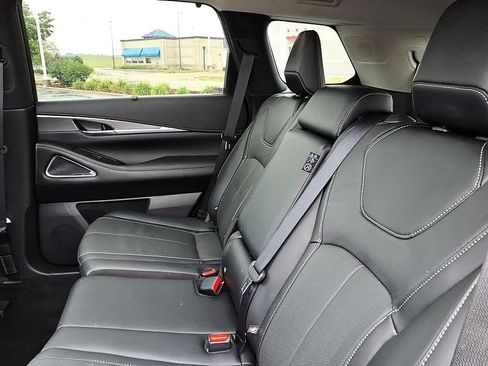 Used 2023 INFINITI QX60 Luxe w/ Performance Audio Package AWD/4WD image 23