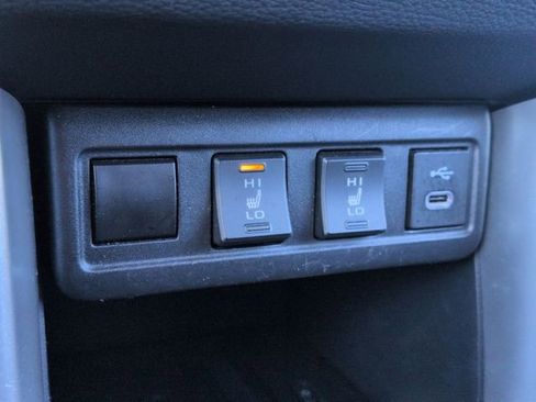 Certified 2023 Toyota Corolla Cross XLE image 23