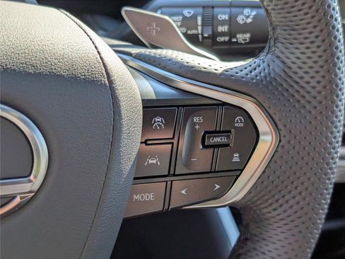 New 2026 Lexus TX 500h AWD image 23