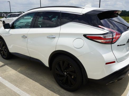 Used 2018 Nissan Murano SL w/ Midnight Edition Package FWD image 8