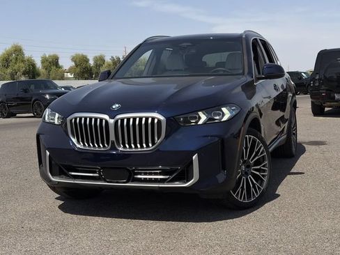 Used 2026 BMW X5 xDrive40i w/ Executive Package AWD/4WD image 3