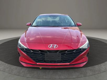Used 2021 Hyundai Elantra SE