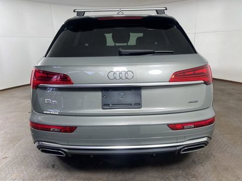 Used 2023 Audi Q5 2.0T Premium w/ Convenience Package image 6