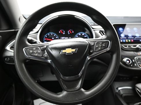 Used 2023 Chevrolet Malibu LT FWD image 14
