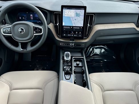 New 2026 Volvo XC60 B5 Plus w/ Climate Package image 11
