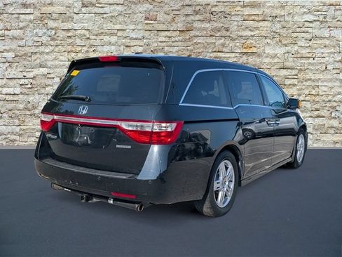 Used 2013 Honda Odyssey Touring image 7