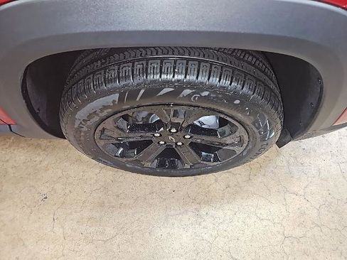 New 2026 Chevrolet Equinox LT w/ Convenience Package II image 9