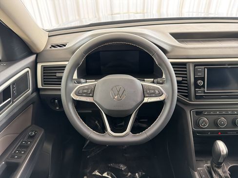 Used 2023 Volkswagen Atlas SE image 22