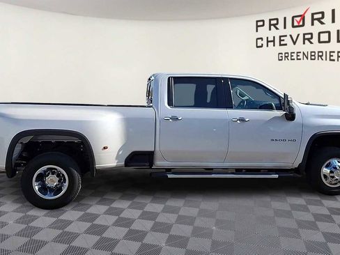 Used 2024 Chevrolet Silverado 3500 LTZ w/ LTZ Convenience Package image 9
