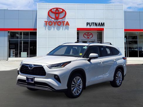Used 2023 Toyota Highlander Platinum AWD/4WD image 8