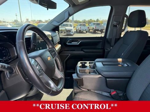 Used 2022 Chevrolet Silverado 1500 LT image 9