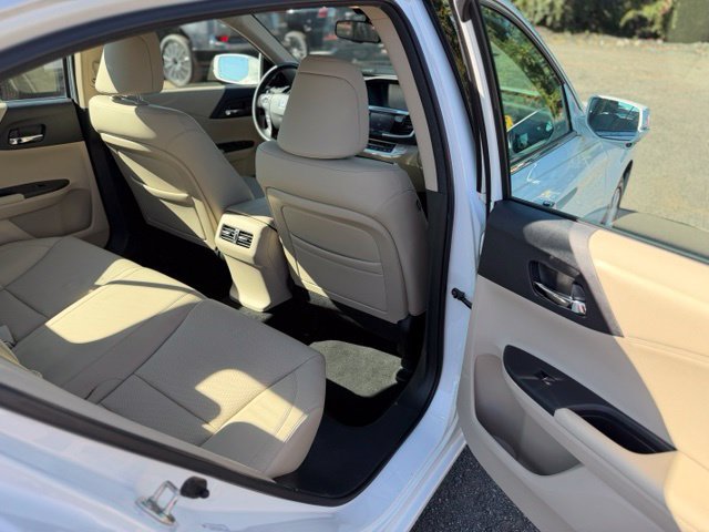 Used 2014 Honda Accord EX-L image 9