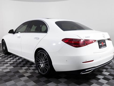 Used 2022 Mercedes-Benz C 300 4MATIC Sedan image 4