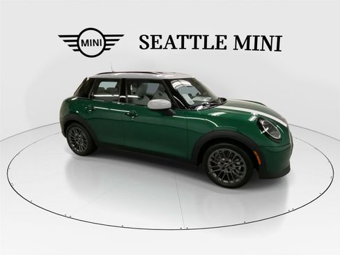 New 2026 MINI Cooper S image 13
