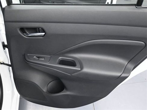 New 2025 Nissan Versa SV w/ Trunk Package image 28