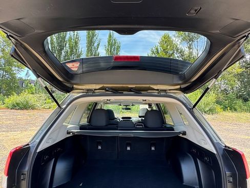 Certified 2024 Subaru Forester Premium AWD/4WD image 9