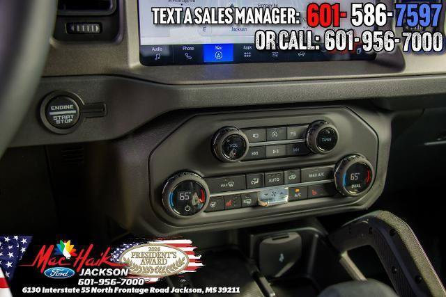 Used 2026 Ford Bronco Badlands AWD/4WD image 38
