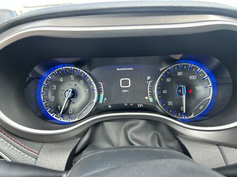 New 2027 Chrysler Pacifica Select AWD/4WD image 12