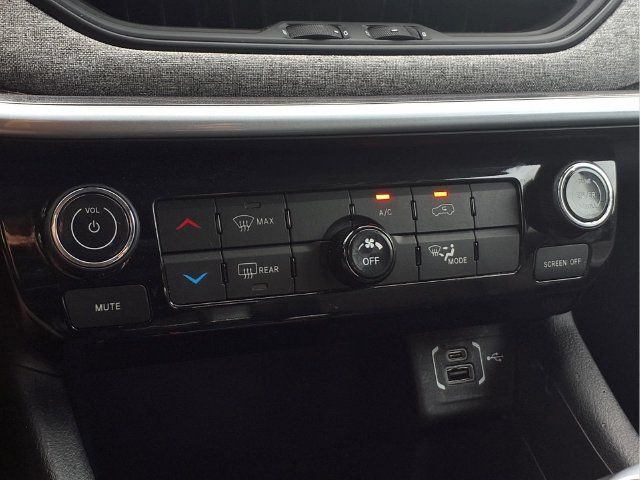 Used 2022 Jeep Compass Latitude AWD/4WD image 9