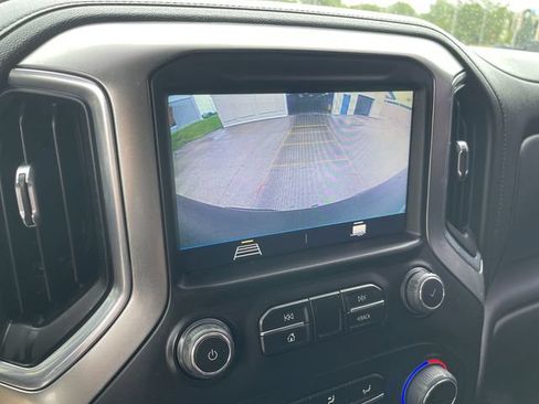 Used 2021 Chevrolet Silverado 1500 LT Trail Boss AWD/4WD image 21